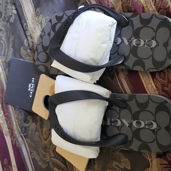 Coach Shoes - Coach sig flip flops bagged tagged instructions black grey